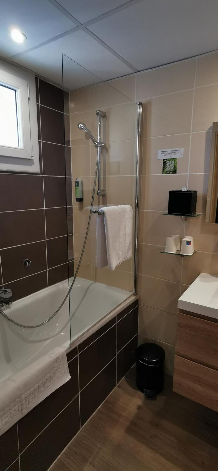 Hotel Le Valaurie Saint-Nazaire  Zewnętrze zdjęcie