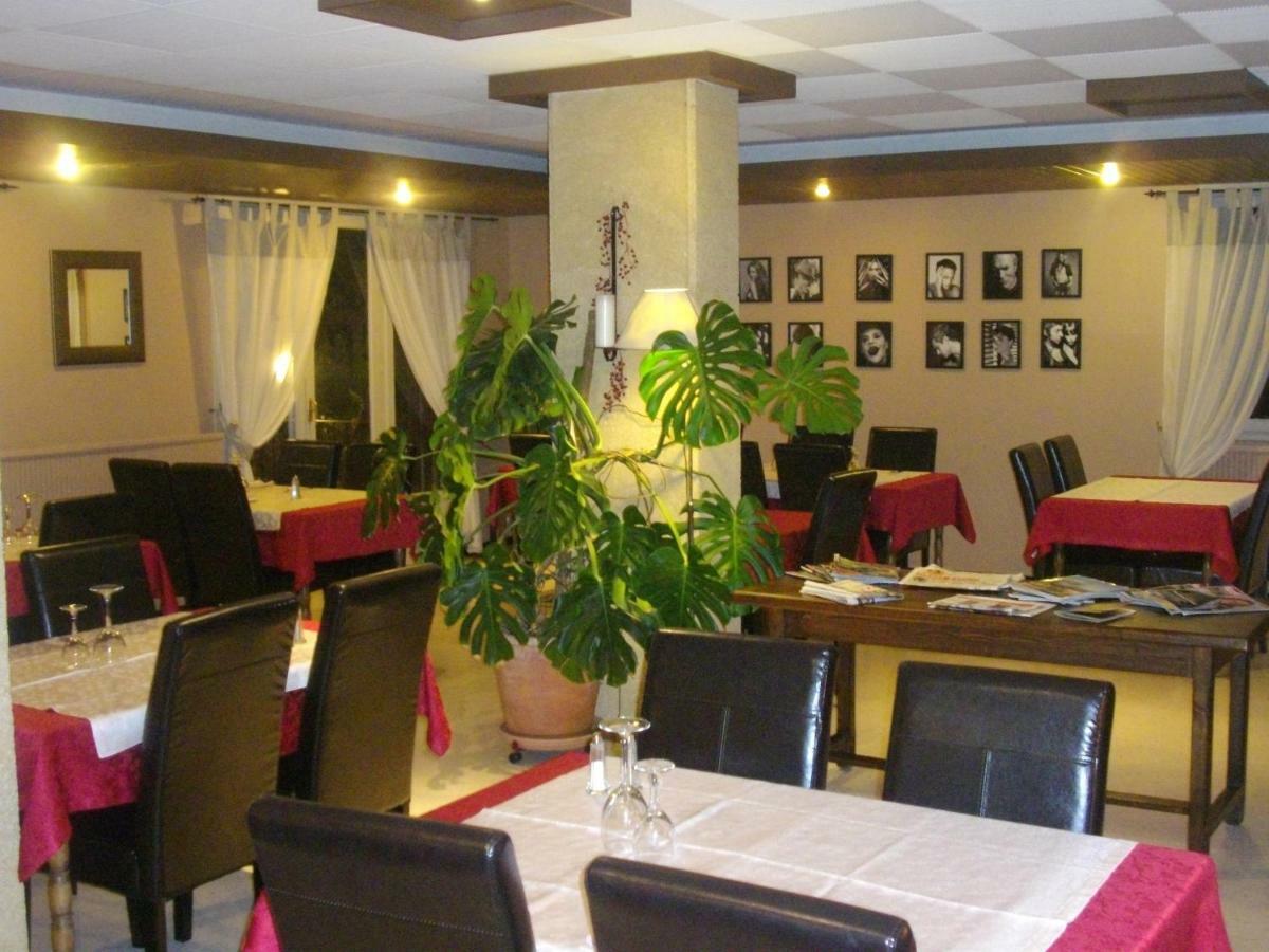 Hotel Le Valaurie Saint-Nazaire  Zewnętrze zdjęcie
